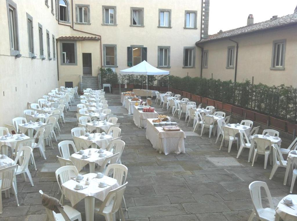 Hotel Oasi Neumann Cortona Eksteriør bilde
